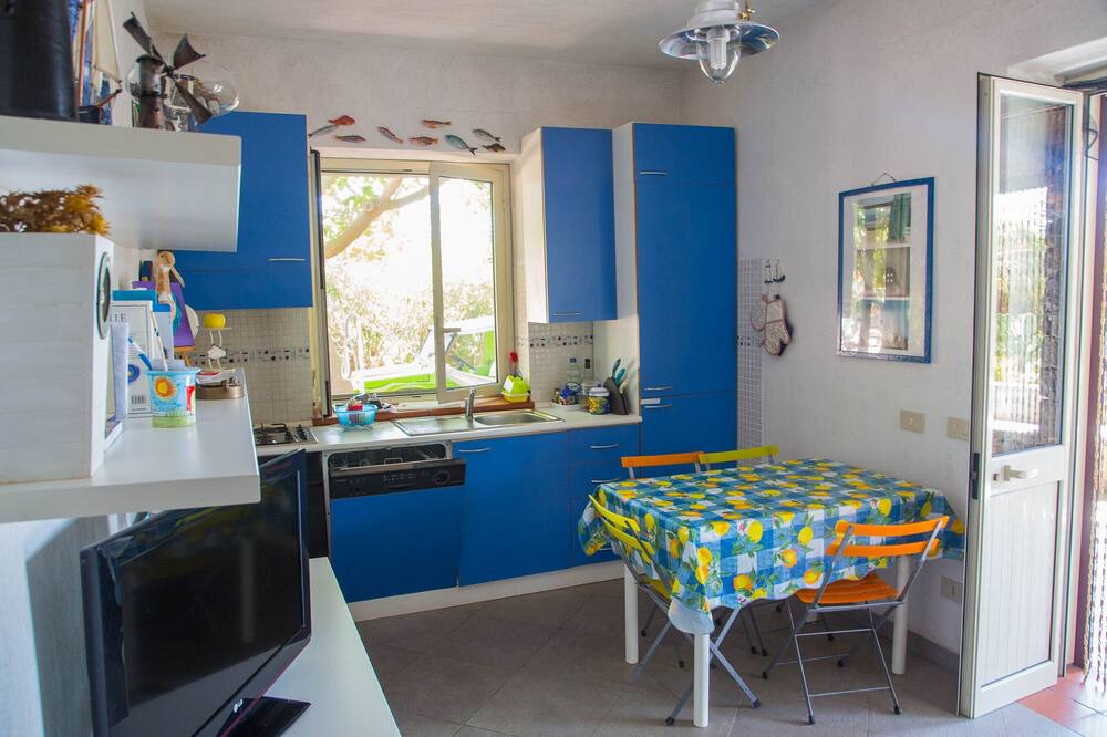 Photo of Kitchen in Ustica