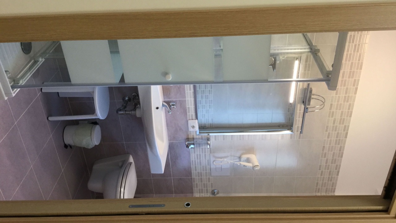 Photo of Bathroom in Gela