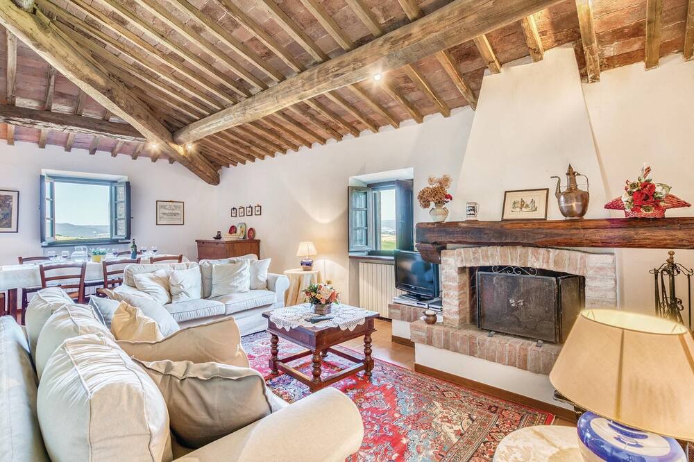 Photo of Bedroom in Monteroni d'Arbia