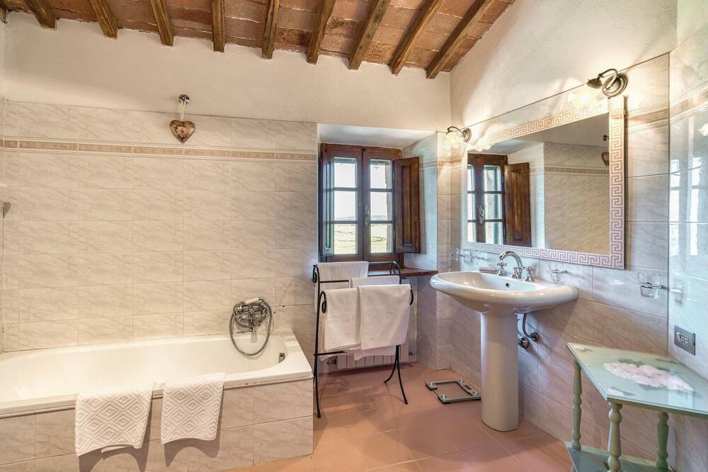 Photo of Bathroom in Monteroni d'Arbia