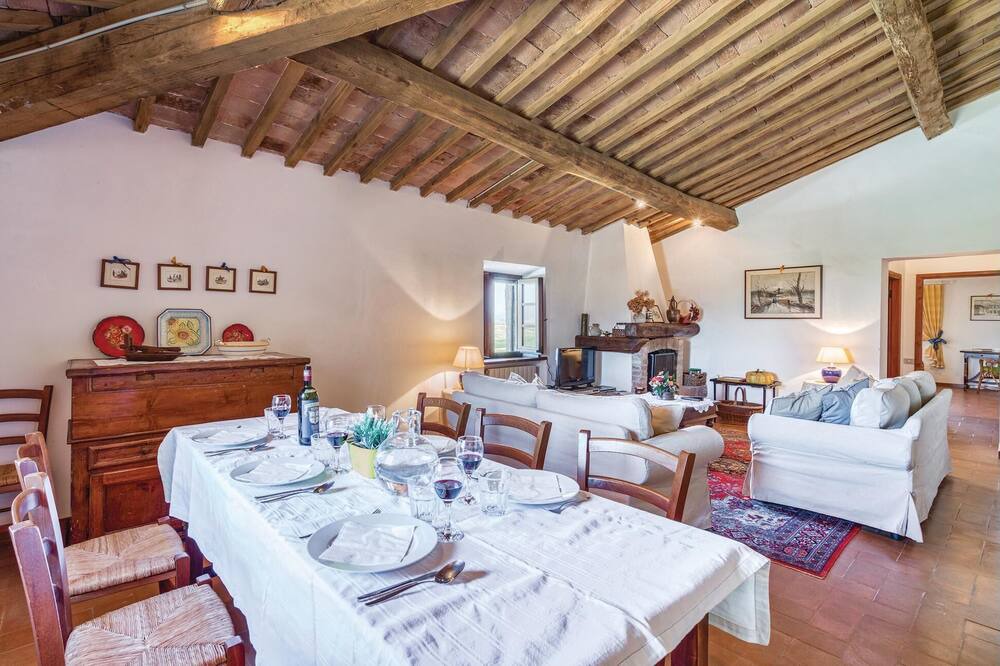 Photo of Bedroom in Monteroni d'Arbia