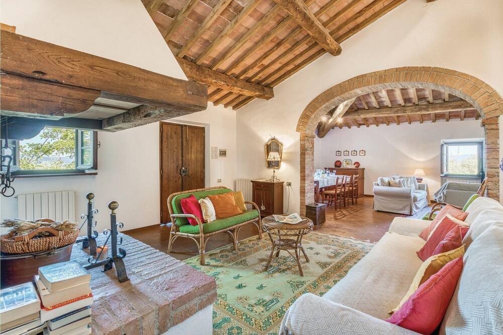 Photo of Bedroom in Monteroni d'Arbia