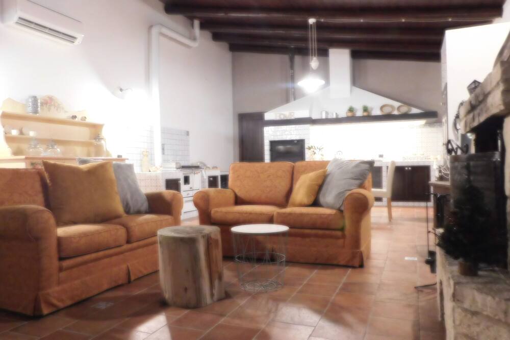 Photo of Livingroom in Favara