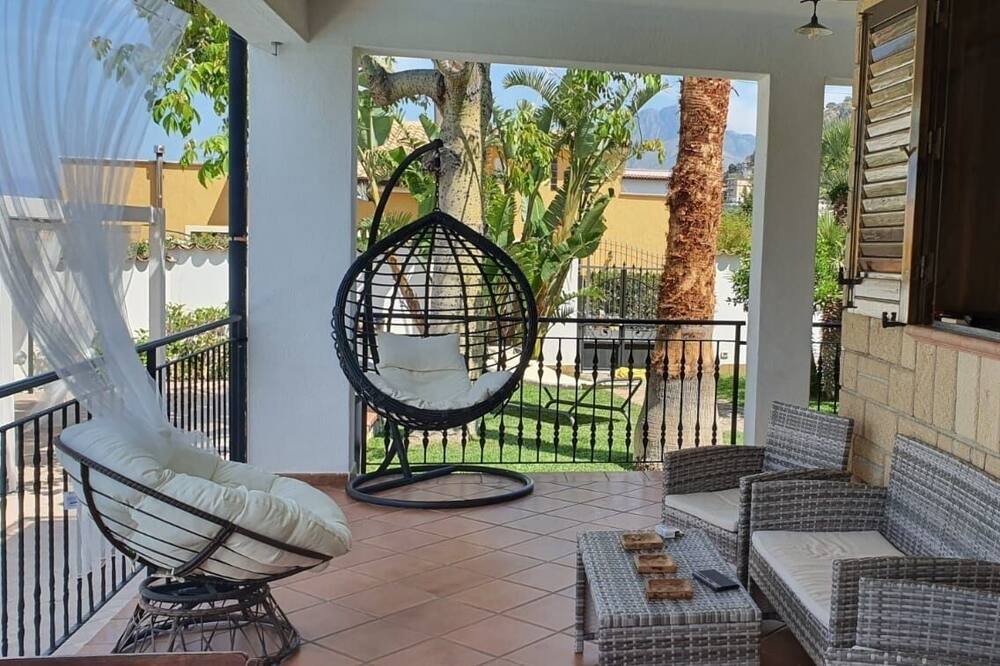 Photo of Patio Balcony in Trabia