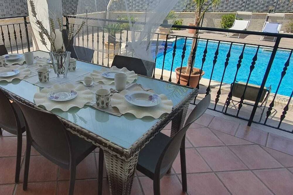 Photo of Patio Balcony in Trabia