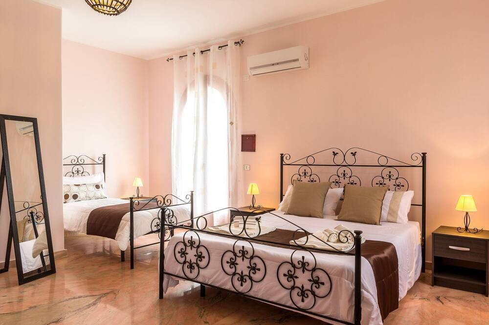 Photo of Bedroom in Motta Camastra