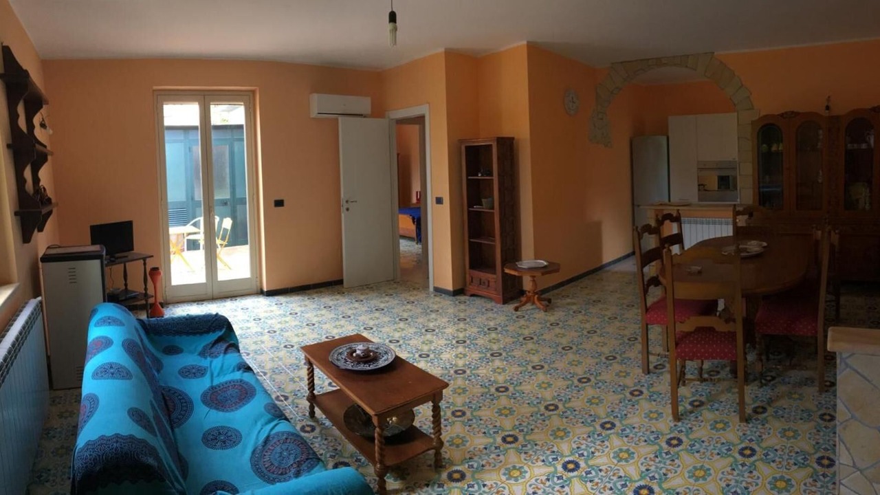 Photo of Livingroom in Patti