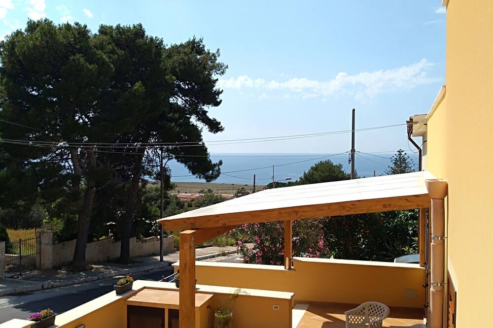 Photo of Patio Balcony in Macari