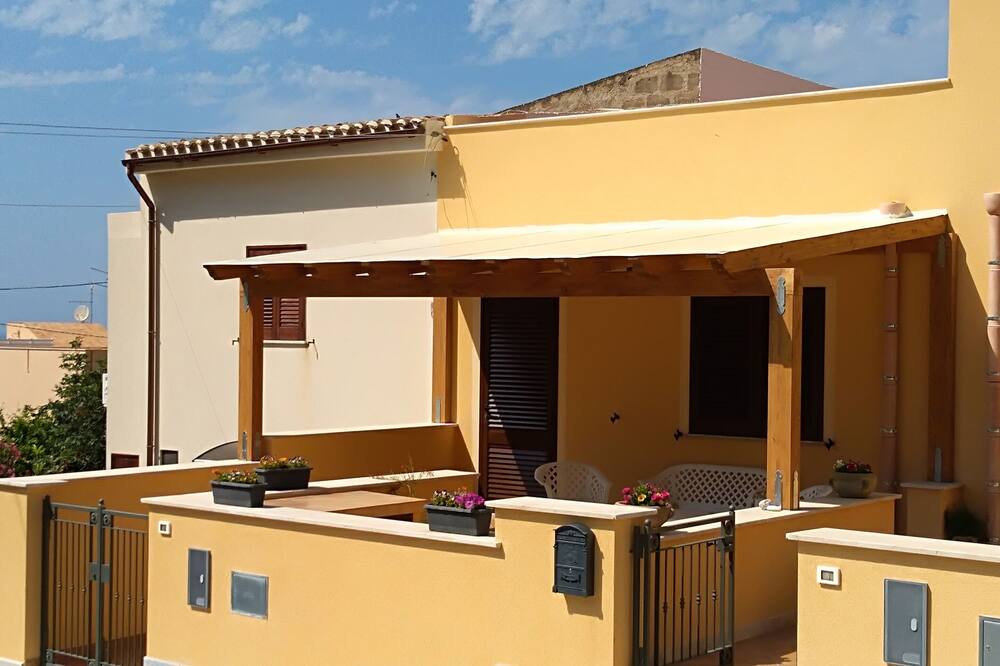 Photo of Outdoor in Macari