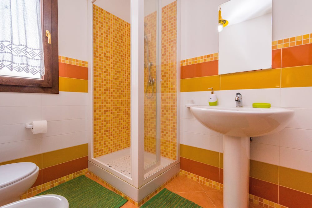 Photo of Bathroom in Gorgo Lungo