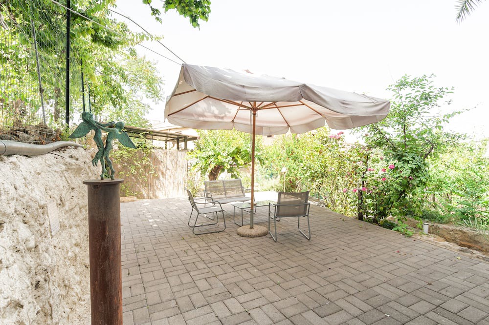 Photo of Patio Balcony in Canicatti