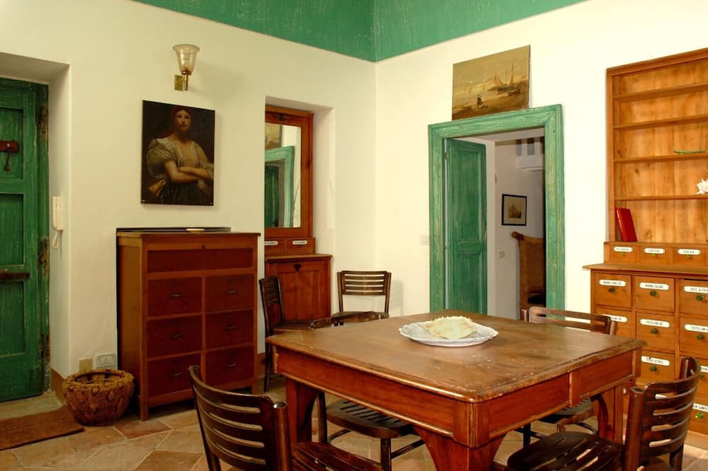 Photo of Livingroom in Ponza