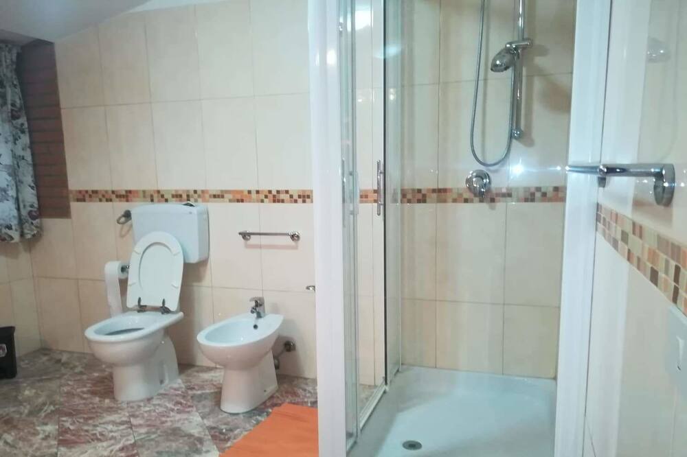 Photo of Bathroom in Trappeto