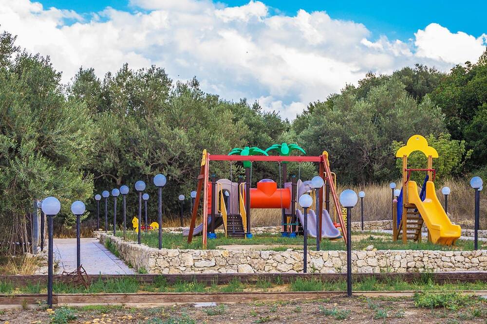 Photo of Outdoor in Naro