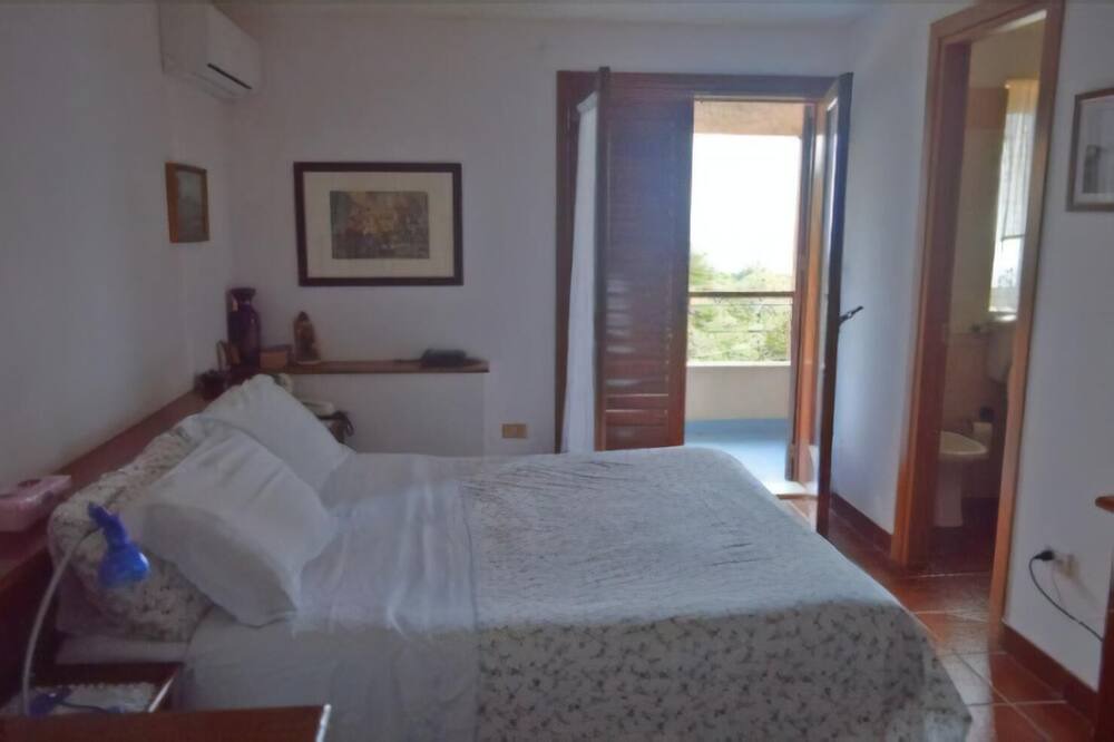 Photo of Bedroom in Licata