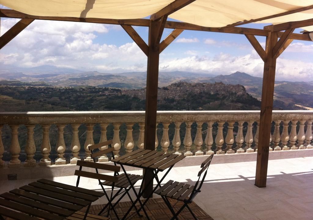Photo of Patio Balcony in Enna