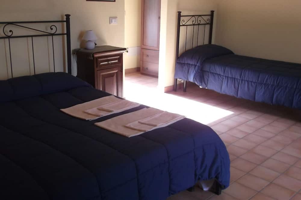 Photo of Bedroom in Patti