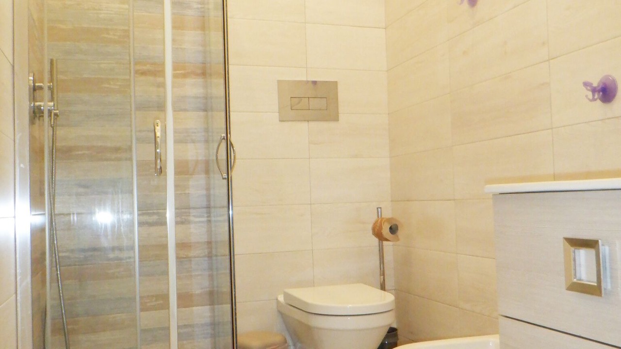 Photo of Bathroom in Patti