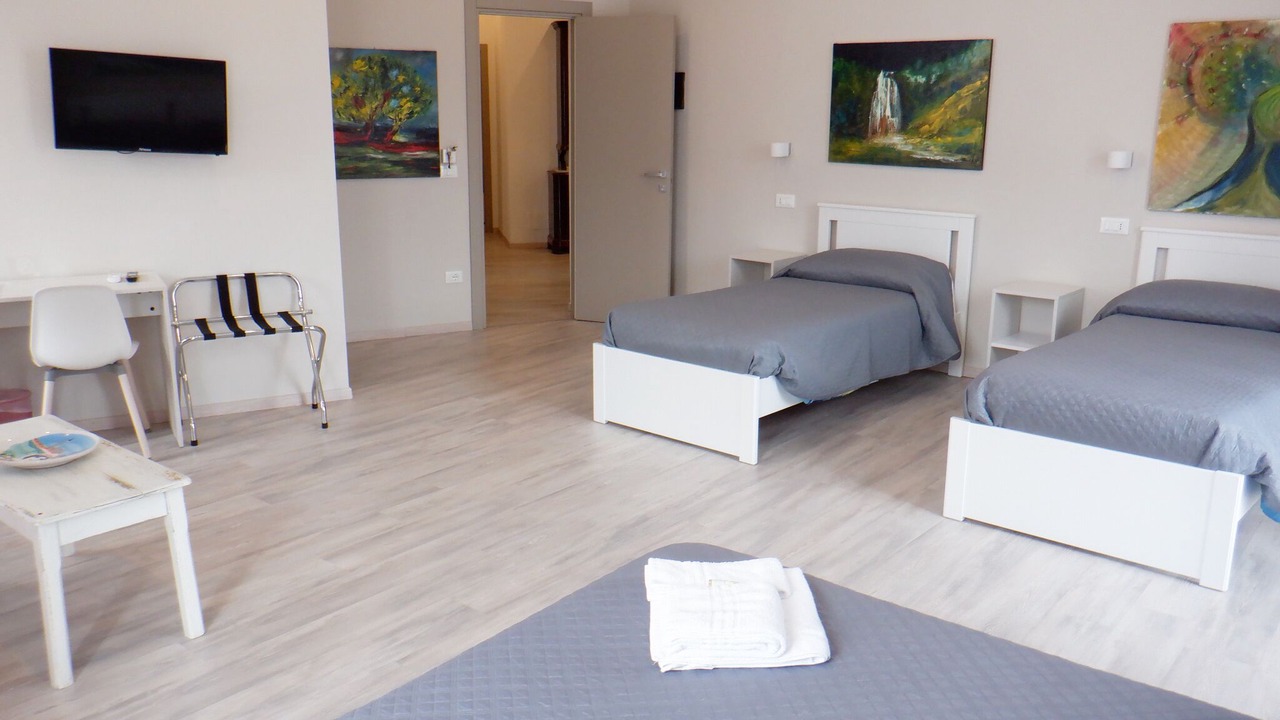 Photo of Bedroom in Patti