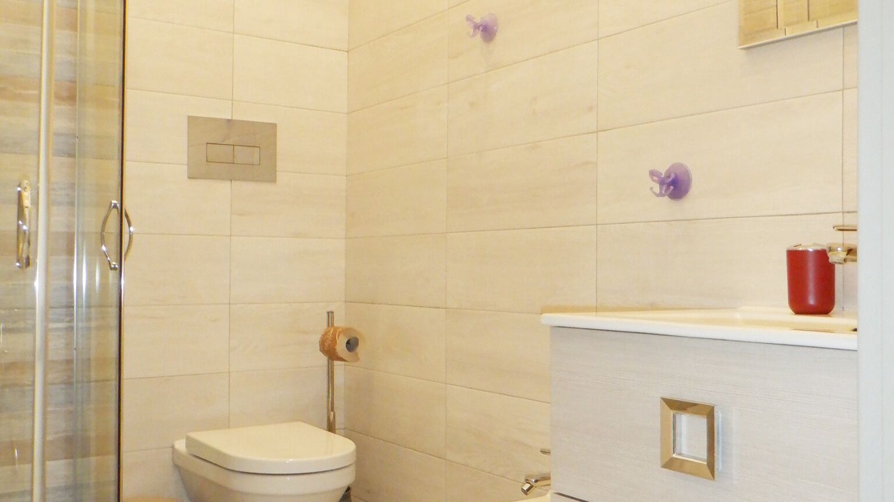 Photo of Bathroom in Patti