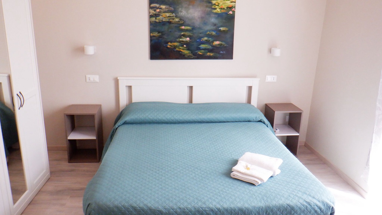 Photo of Bedroom in Patti