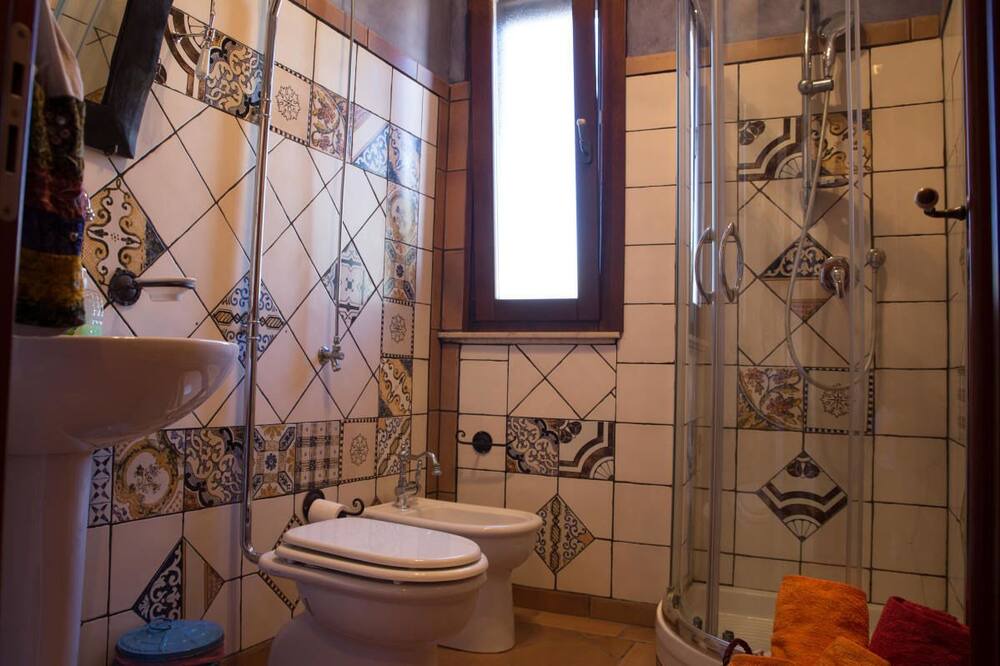 Photo of Bathroom in Sant'Angelo Muxaro