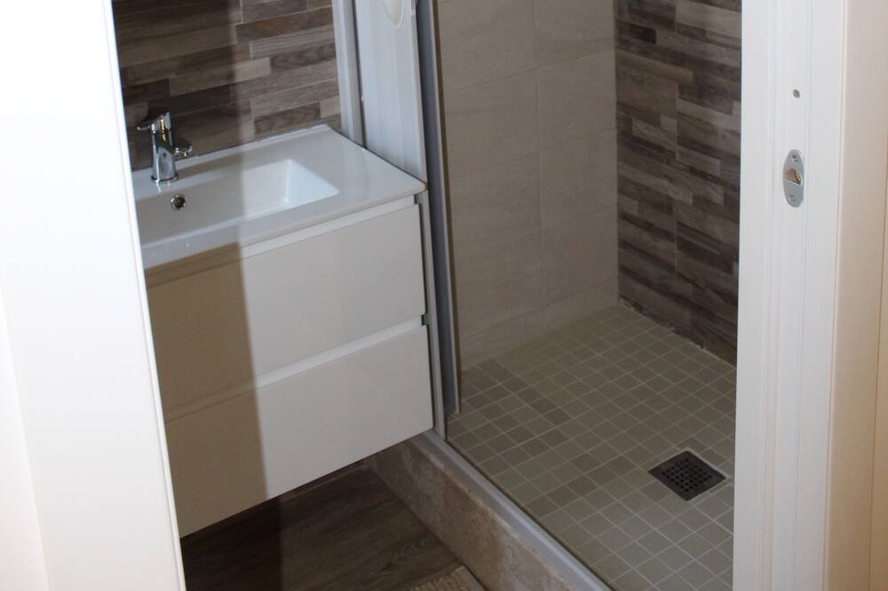 Photo of Bathroom in Castelluzzo