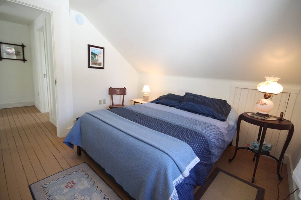 Photo of Bedroom in Boutiliers Point