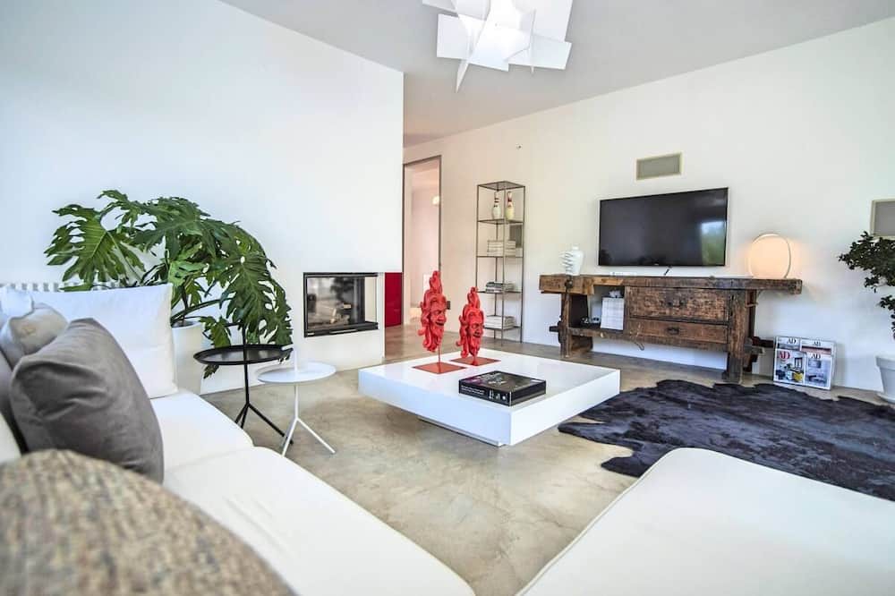 Photo of Livingroom in Cinisi