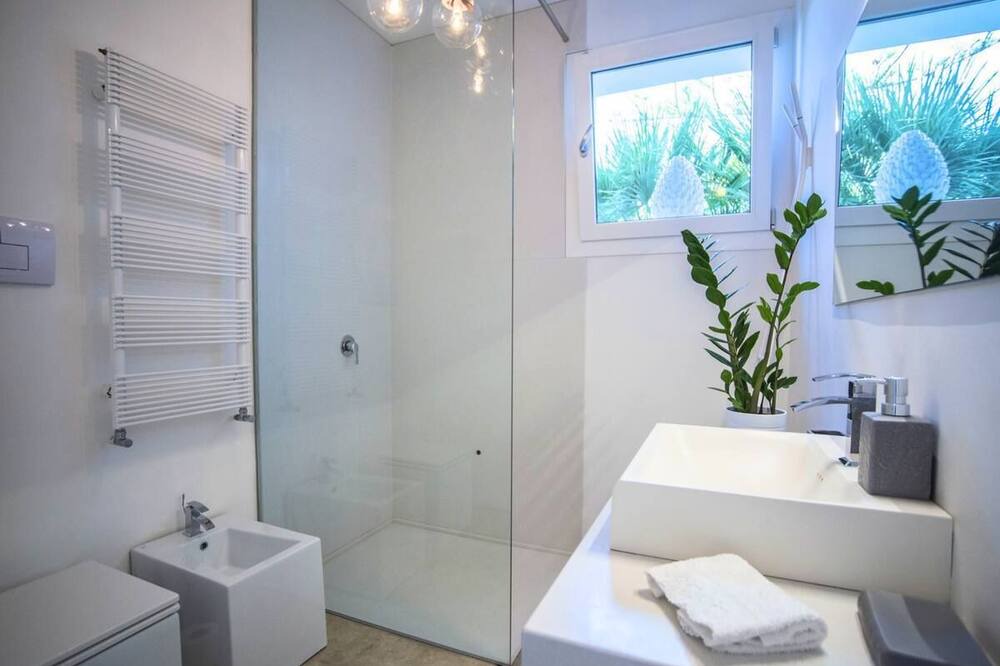 Photo of Bathroom in Cinisi