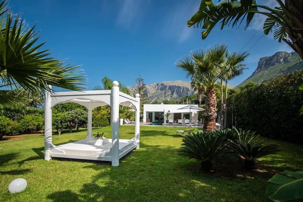 Photo of Outdoor in Cinisi
