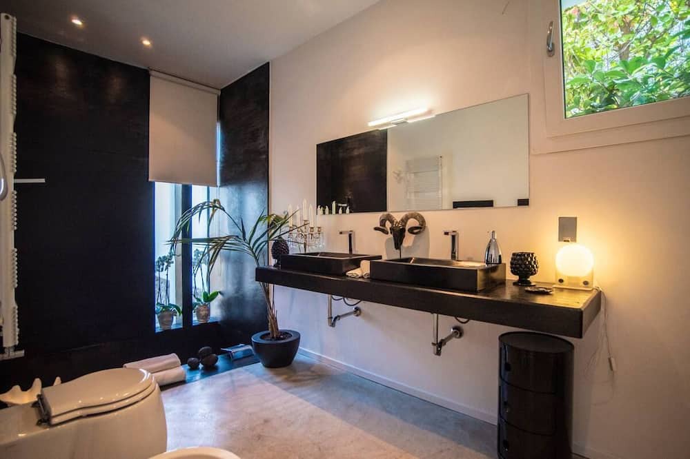 Photo of Bathroom in Cinisi