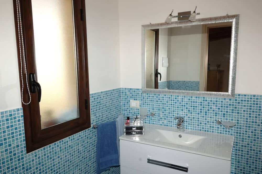 Photo of Bathroom in Trappeto