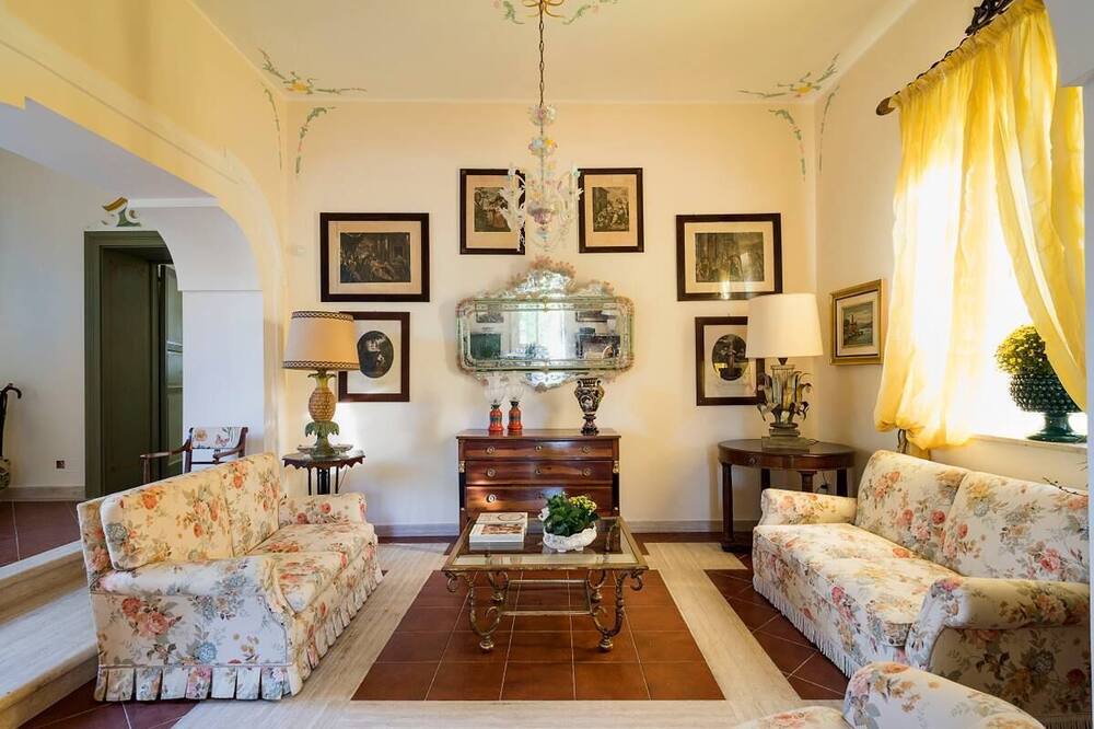 Photo of Livingroom in Salemi