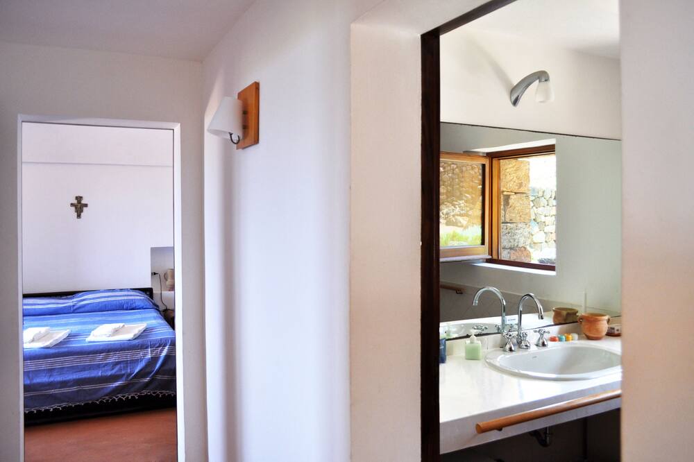Photo of Bedroom in Pantelleria