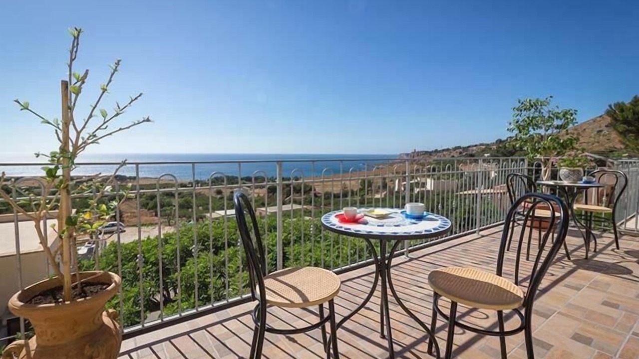 Photo of Patio Balcony in Macari