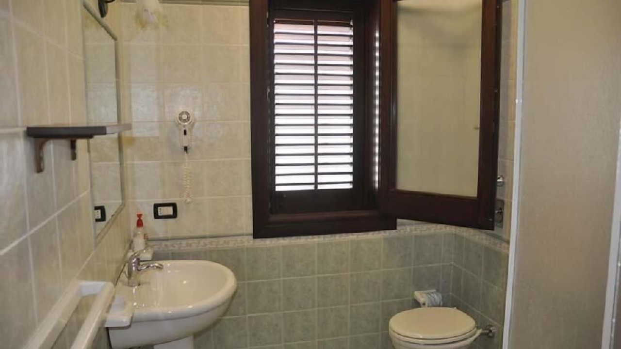 Photo of Bathroom in Macari