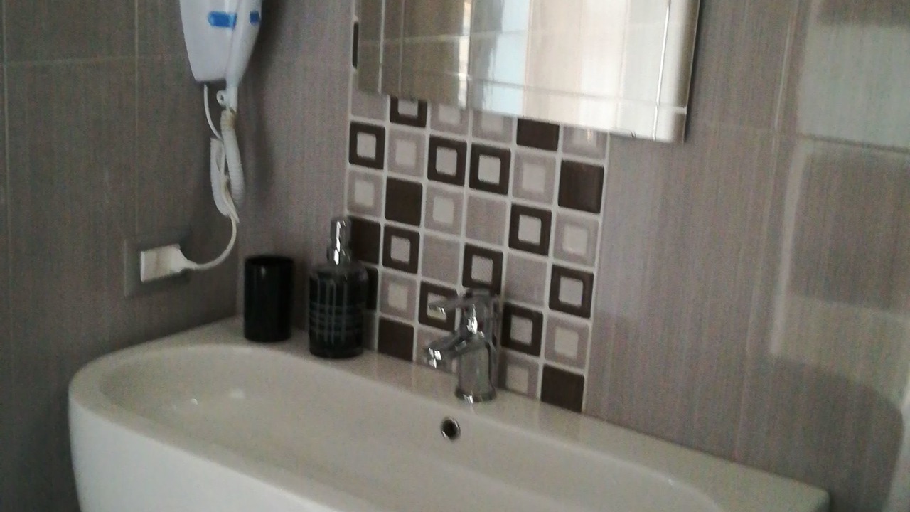 Photo of Bathroom in Gela