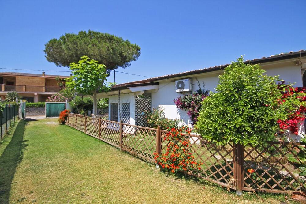 Photo of Outdoor in Latina Lido