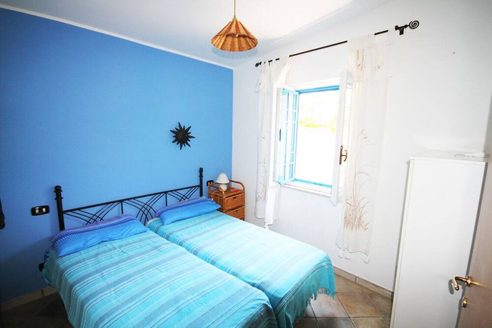 Photo of Bedroom in Latina Lido
