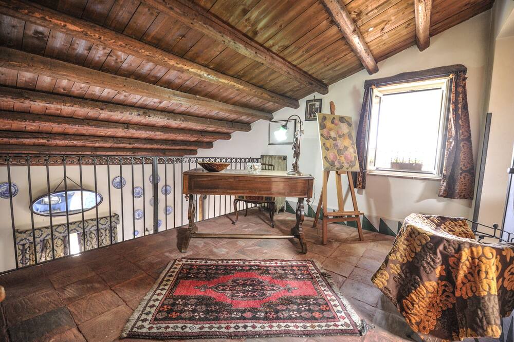 Photo of Livingroom in Caltanissetta