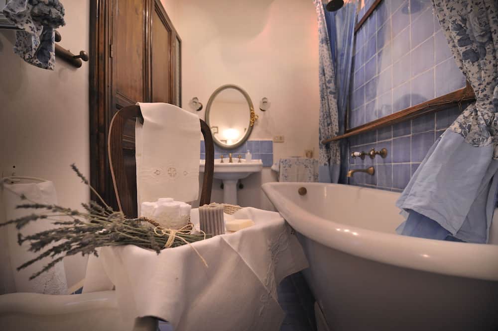 Photo of Bathroom in Caltanissetta