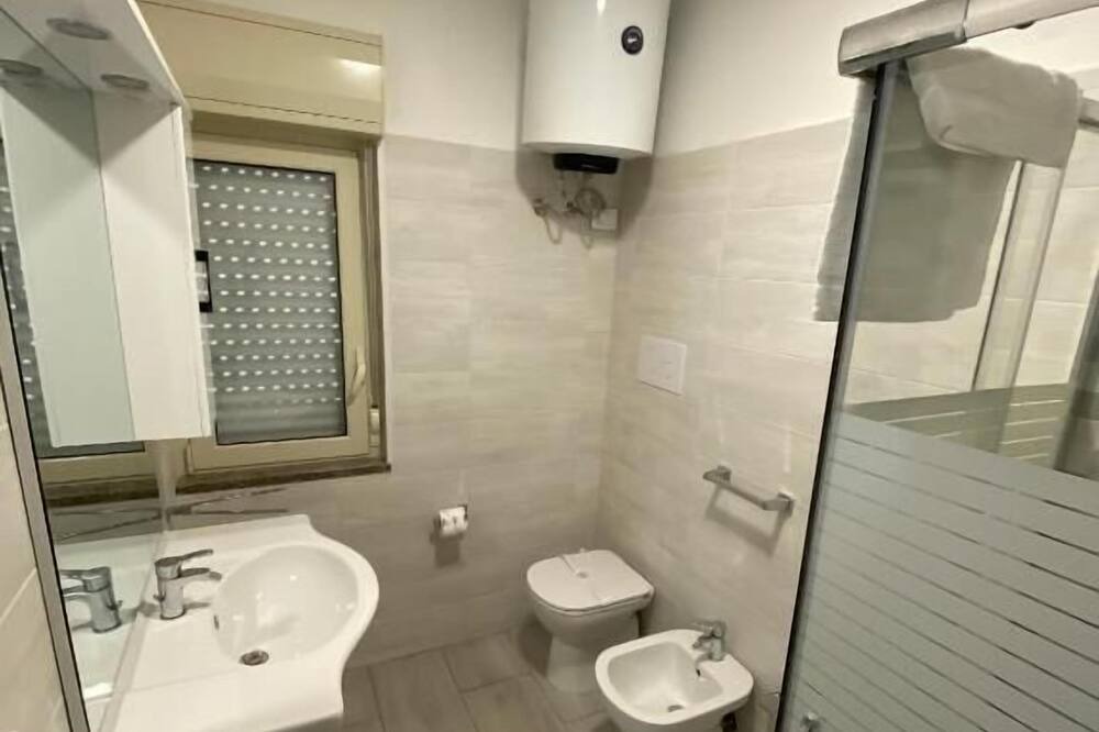 Photo of Bathroom in Campofelice di Roccella