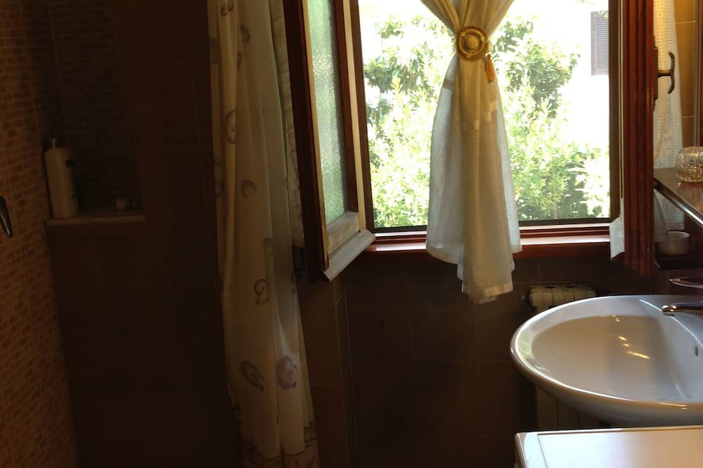 Photo of Bathroom in Frattocchie