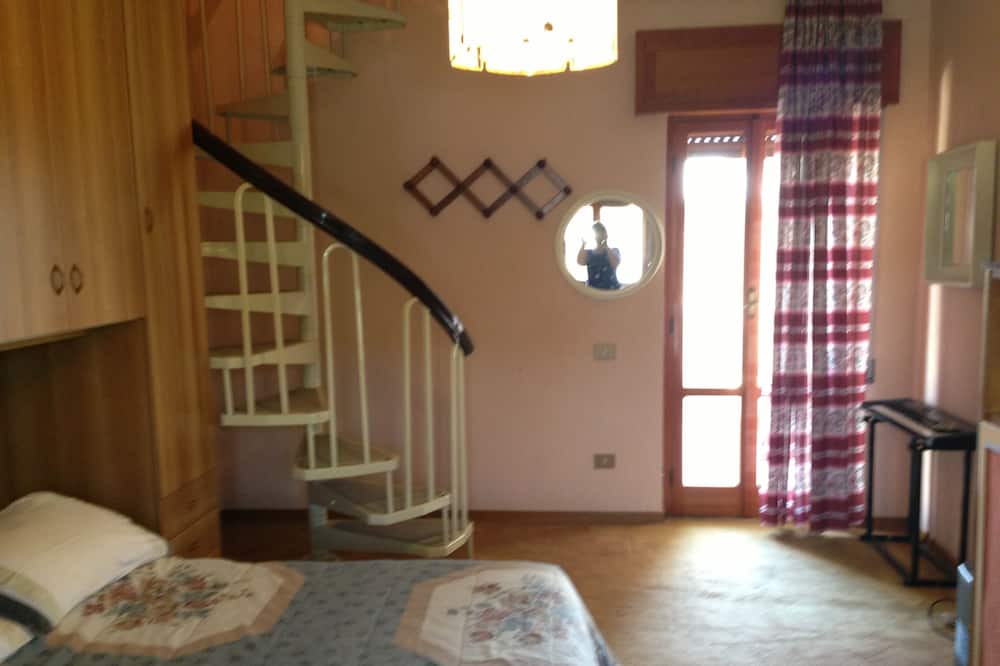 Photo of Bedroom in Frattocchie