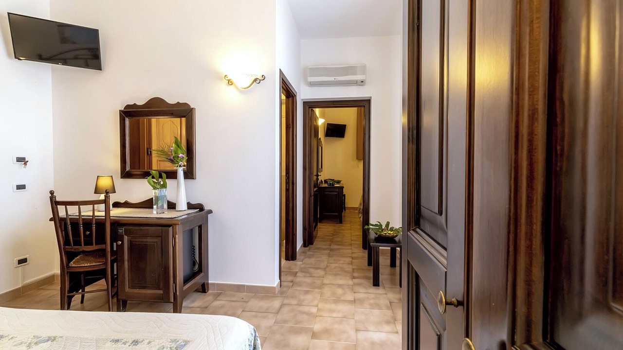 Photo of Bedroom in Castelluzzo