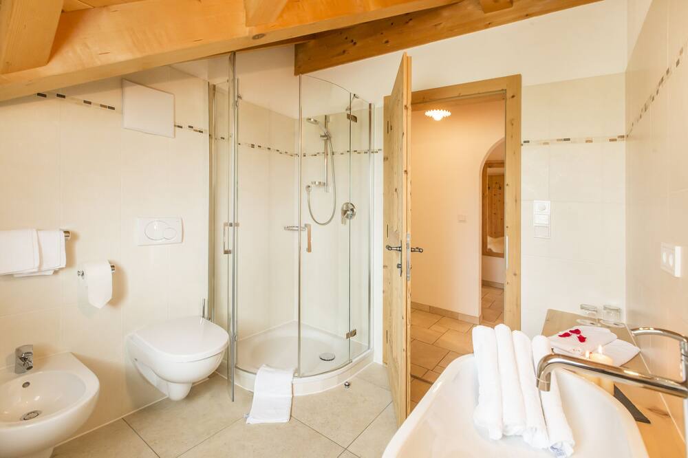 Photo of Bathroom in Monguelfo