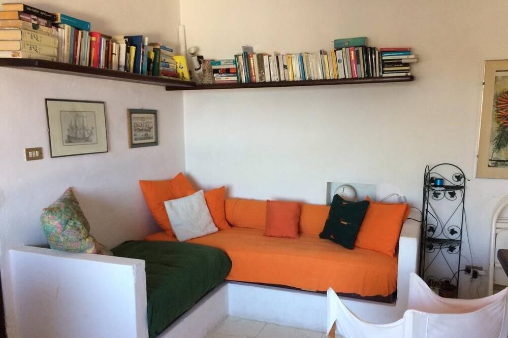 Photo of Livingroom in Pantelleria