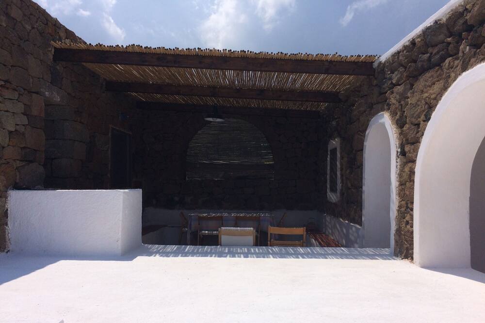 Photo of Patio Balcony in Pantelleria