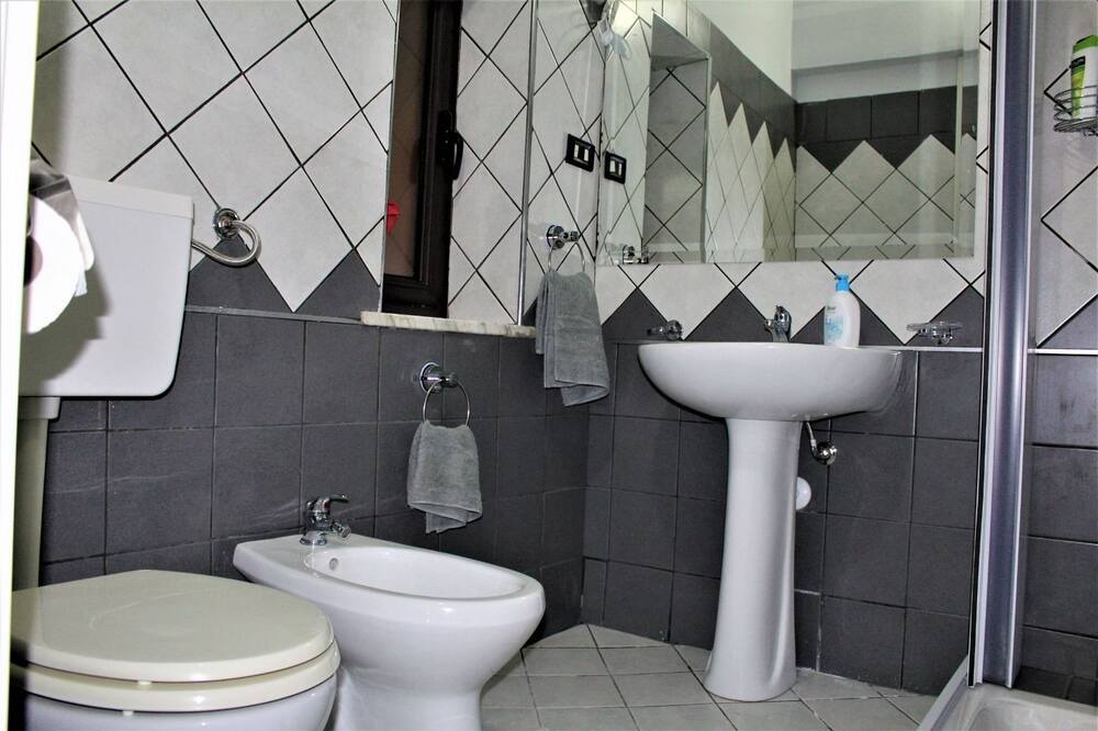 Photo of Bathroom in Ravanusa